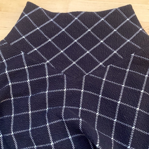 Madewell - Boxy Black and White Checkered Sweater - size M - EUC - Picture 3 of 10